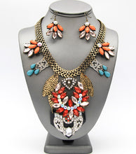Load image into Gallery viewer, Crystal Pendant Statement Necklace